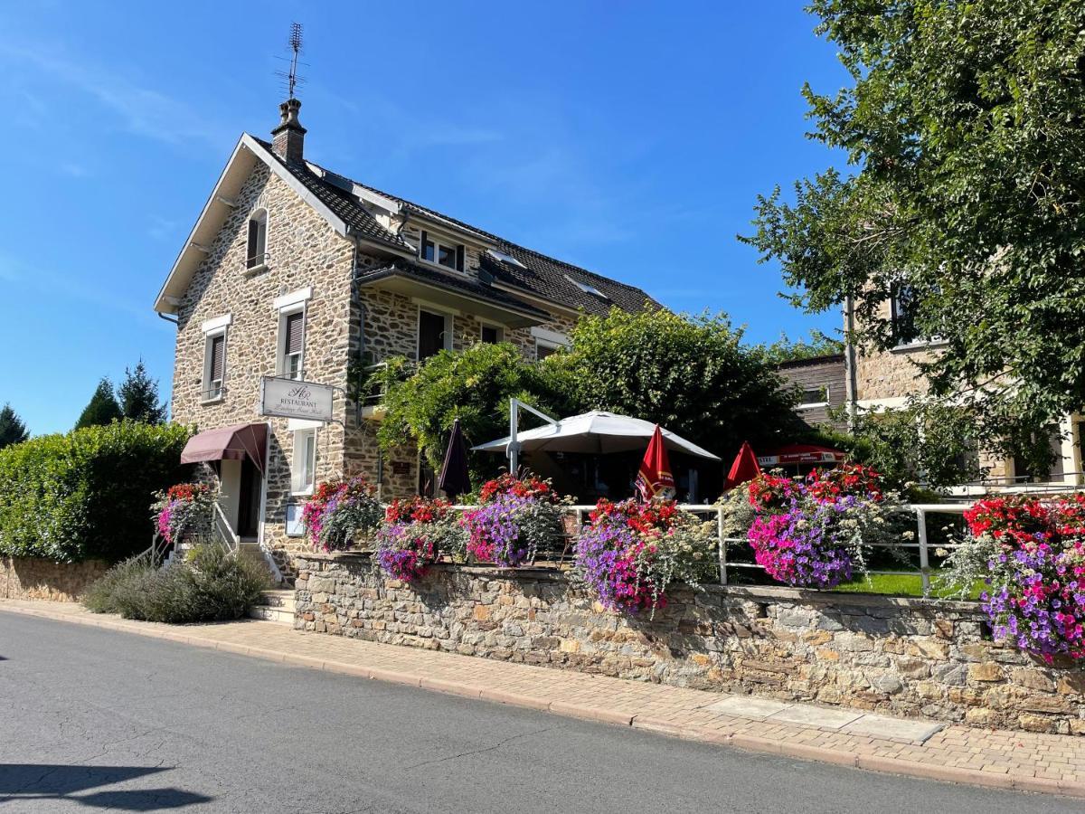 La Maison Charmante D'Elisabeth Saint-Ybard Exterior foto